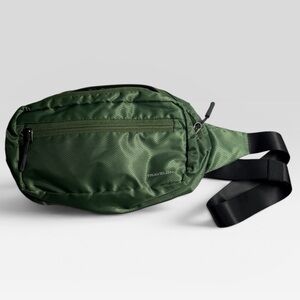 Travelon Green Nylon Waist Belt Bag Fanny Pack Lightweight Travel Belt Bag